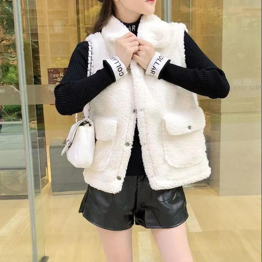 Lamb Wool Vest Women's Autumn and Winter New Style Outer Fur Vest Short Fur Waistcoat Soft and Comfortable