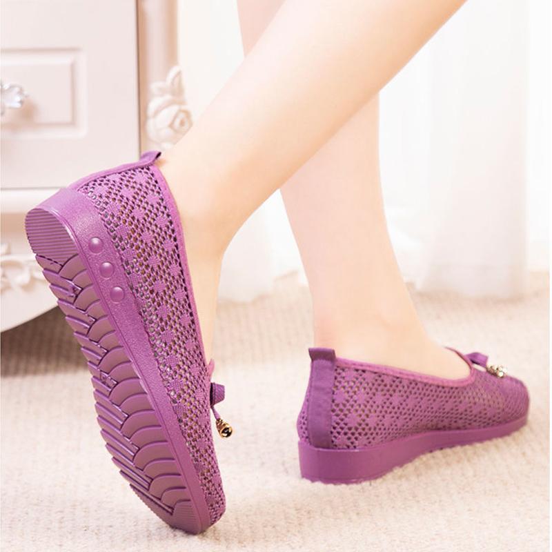 Cloth Shoes Women's Net Shoes A Pedal Shallow Mouth Mesh Shoes Breathable Hollow Air Senior Mother Shoes Soft Sole