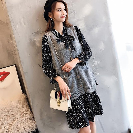 Set Female Autumn and Winter Polka Dot Chiffon Dress + Loose Knitted Sweater Vest Vest Two-piece Suit Can Be Worn with A Coat