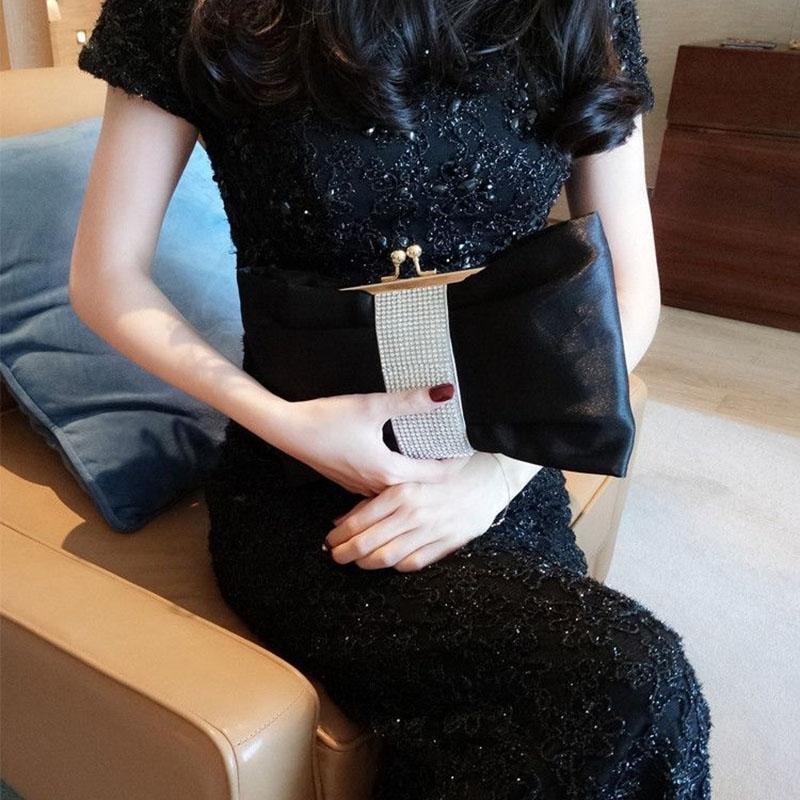 Luxury Rhinestones Women's Clutch Bag Shoulder Bag Ladies Smooth Satin Wedding Evening Banquetl Clutch Purse