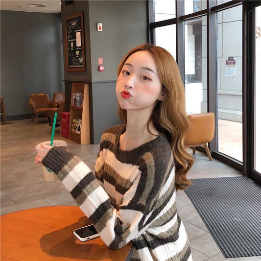 Spring and Autumn Loose Sweater Round Neck Striped Pattern Jacket Fashion Casual Young Women's Top