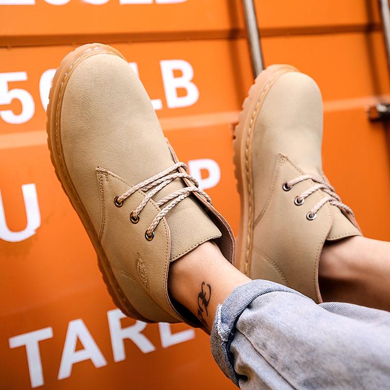 Men Boots Anti-Skidding Leather Shoes Men Autumn Winter Men Shoes Short Snow Boots Durable Outsole