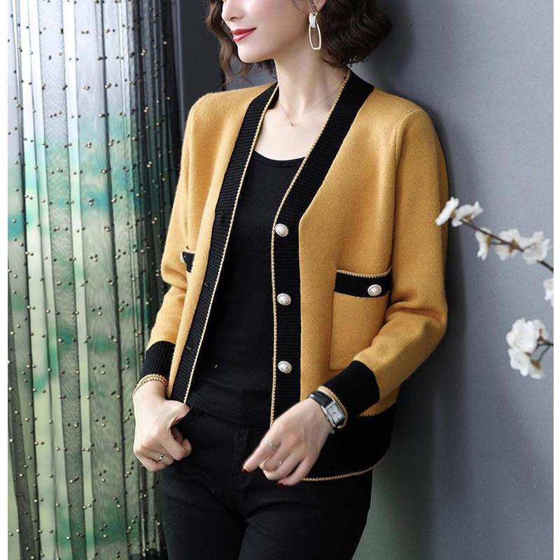 Spring and Autumn Tide Sweater February and August Jacket Women Loose Knit Cardigan Short