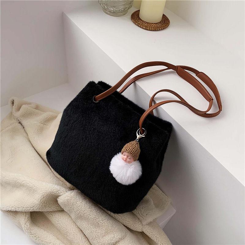 Autumn and Winter One-shoulder Big Bag Lady Shopping Bag All-match Messenger Bag Large-capacity Fashion Plush Handbag