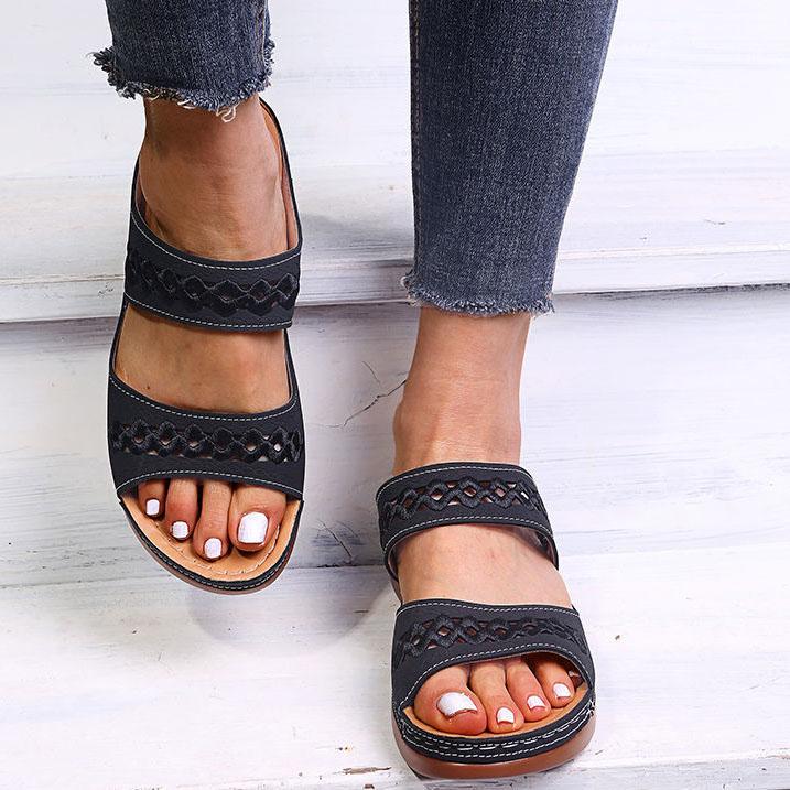 Women's Casual Slippers Solid Color Flower Embroidery Wedge Sandals Large Size Thick Soled Peep-toe Cool Slippers