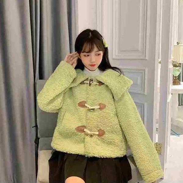 Autumn and Winter All-match Big Lapel Horn Buckle Loose Lamb Fur Coat Fur One Coat Women