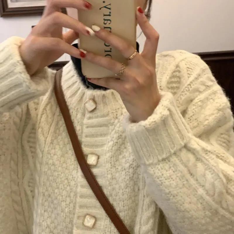 Autumn and Winter Women's Outer Wear Warm Sweater Casual Loose Thickening Retro All-match Twisted Korean Twist Knitted Cardigan