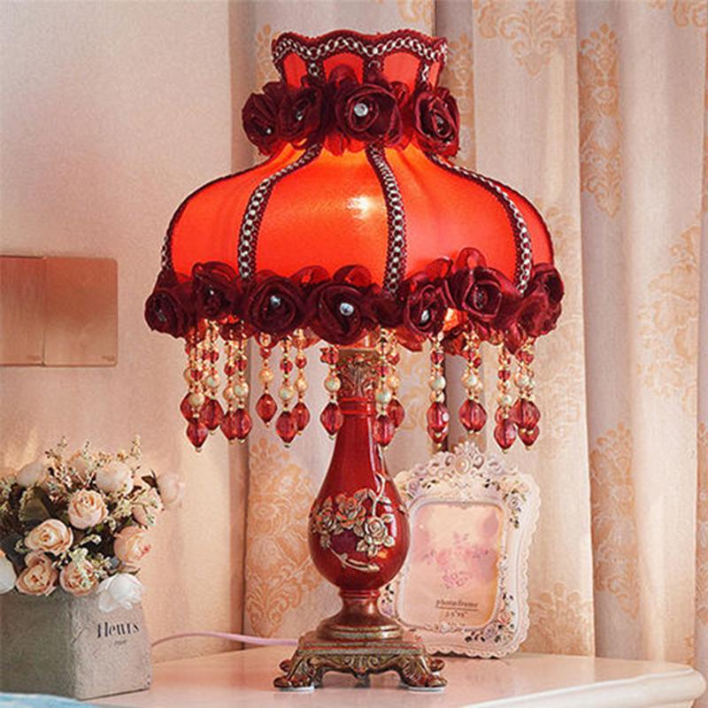 Luxury Retro Resin Table Lamp Luxury Palace Bedroom Bedside Lamp Sculpture Resin E27  Lamp