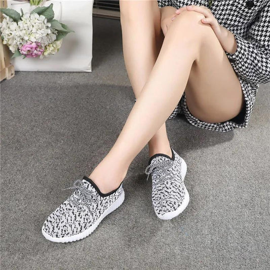 Spring and Autumn Cloth Shoes Women's Breathable Sports Running Shoes Non-slip Casual Shoes