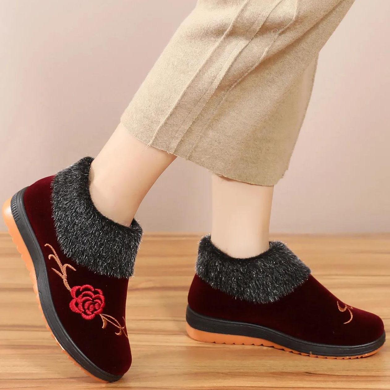 Women's Winter Flat Cotton Shoes Female Large Size Plush Thickened Soft Sole Anti Slip Embroidered Cotton Shoes