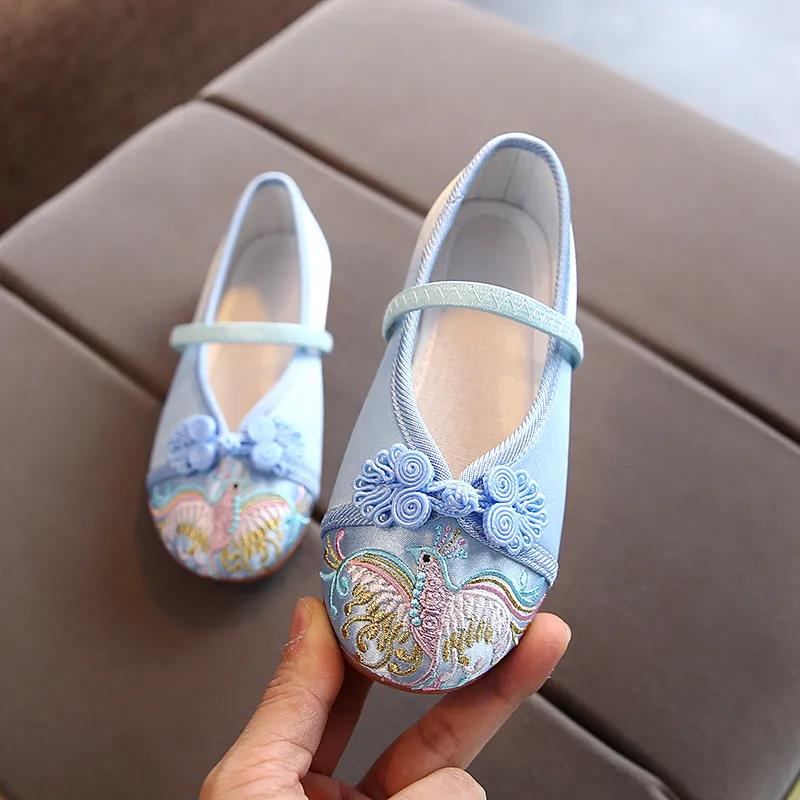 Kids Shoes for Girls Children's Embroidered Cloth Casual Soft Light Shoes Chinese Style Girls Shoes Old Beijing National Wind Dance Shoes