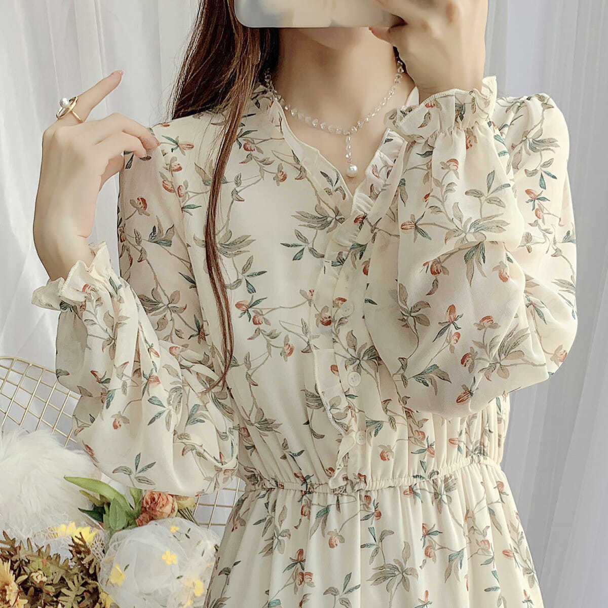 Spring French Romantic Retro Floral Dress V-neck Long-sleeved Sweet Waist Thinner Mid-length All-match Dress Female