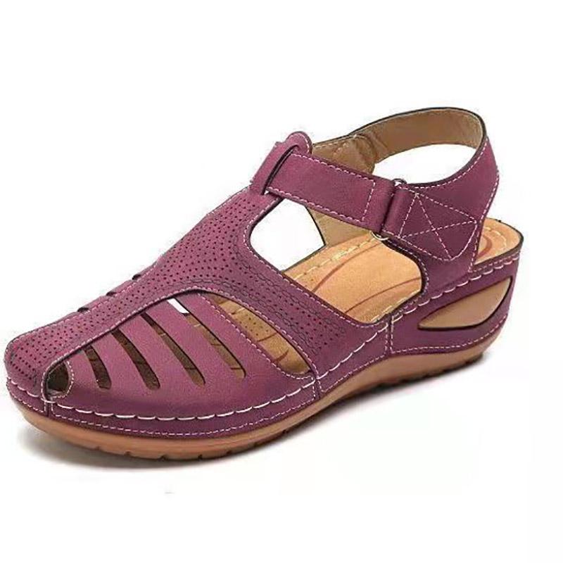 Summer Retro Wedge Sandals for Women Non-Slip Soft-Soled Hole Shoes Beach Shoes Ladies Brown Sandals