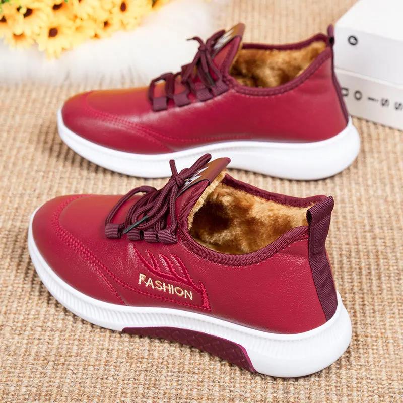 Women's Winter Plus Velvet Warm and Comfortable Cotton Shoes Waterproof Non-slip Casual Flat Shoes