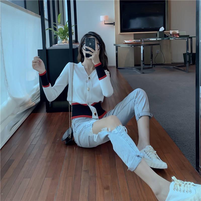Women's slim slimming V-neck short sweater coat wild sweater long-sleeved button cardigan