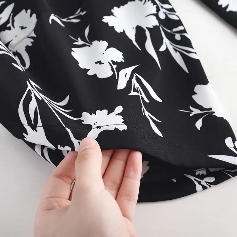 Women's Summer Thin Ice Silk Bloomers Printed Cropped Trousers Women's Loose and Thin High-waisted Harem Pants