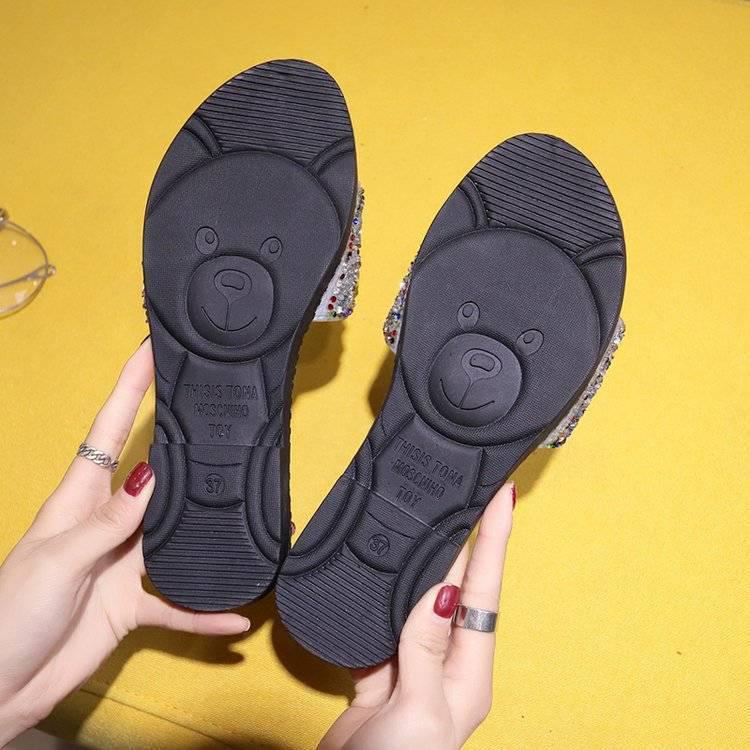 Net Red Slippers Women Wear Fashion 2020 Summer Flat Bottom Half Slippers Wild Rhinestone Sandals and Slippers Ins Tide