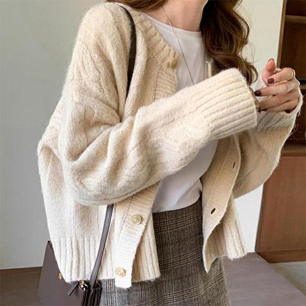 Soft Glutinous Cable Flower Loose Short Sweater Coat Female Twist Thick Needle Beige Knitted Cardigan Outer Wear