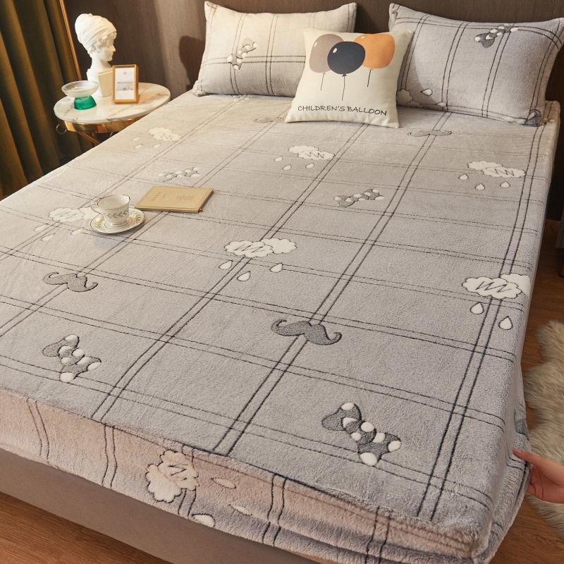 Winter Double-sided Snowflave Bed Pillow Set Three-piece Plus Thick Warm Plush Anti-skating Sheet