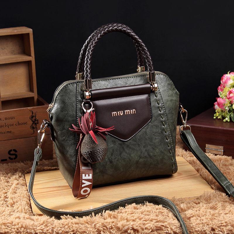 Leather-skinned Women's Bag Korean Version of The Hundred Shoulder Messenger Soft Bag Fashion Atmosphere Handbag