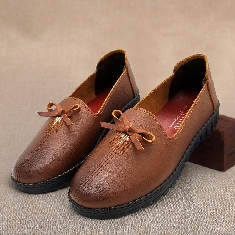 Non-slip Soft Mother Shoes Slip-on Casual Women's Shoes Soft Leather Soft Bottom Non-slip Leather Shoes Single Shoes