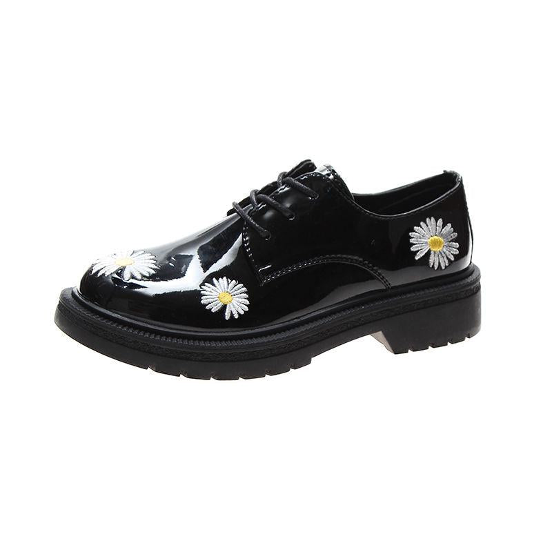 Women 'S Spring Flats Shoes Little Daisy Embroidery Loafers Black Leather Casual Footwear Thicken Sole Shoes
