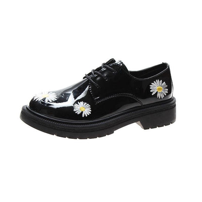 Women 'S Spring Flats Shoes Little Daisy Embroidery Loafers Black Leather Casual Footwear Thicken Sole Shoes