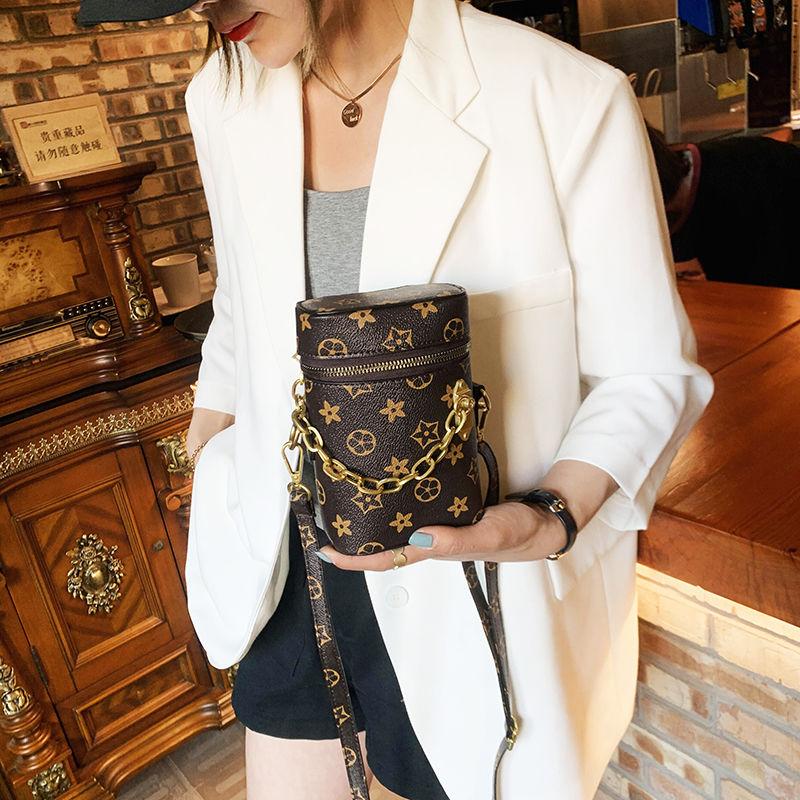 Net Red Small Bag Female Korean Fashion Mobile Phone Bag Super Fire All-match Chain Shoulder Messenger Bag