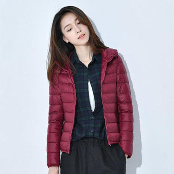 Winter Woman Hooded Down Coat Short White Duck Down  Jacket Female  Ultra Light Slim Solid Down Jackets  Portable Parkas