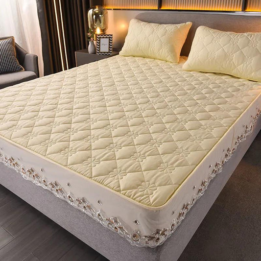 Cotton Mattress Cover One-piece Lace Bedspread Soft Quilted Skin-friendly Simmons Mattress Protector