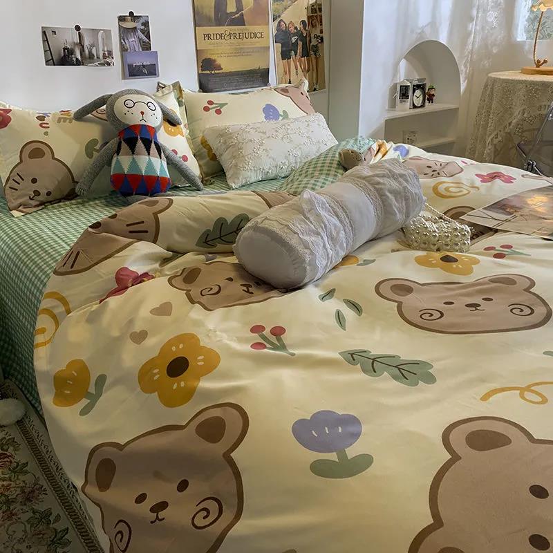 Simple College Style Four-piece Bedding Set Double Bed Quilt Cover Four-piece Pillowcase