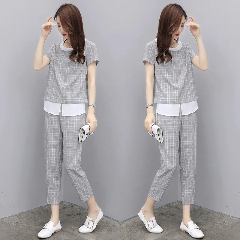 Women's Loose and Thin Casual Plaid Suit Women's Casual Pants Two-piece Suit Round Neck Short Sleeve + Casual Straight-leg Pants Ladies Daily Suit