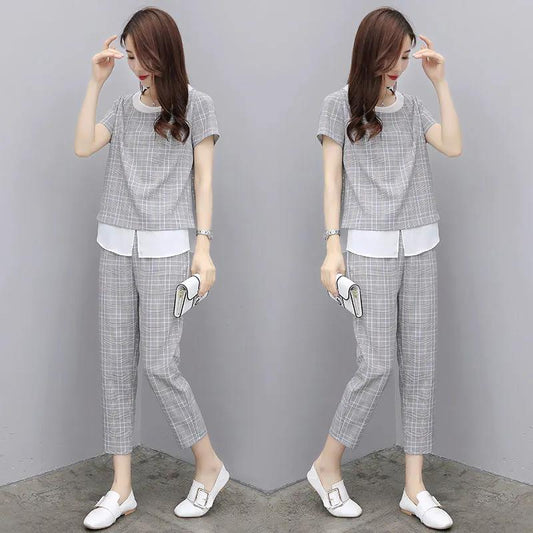 Women's Loose and Thin Casual Plaid Suit Women's Casual Pants Two-piece Suit Round Neck Short Sleeve + Casual Straight-leg Pants Ladies Daily Suit