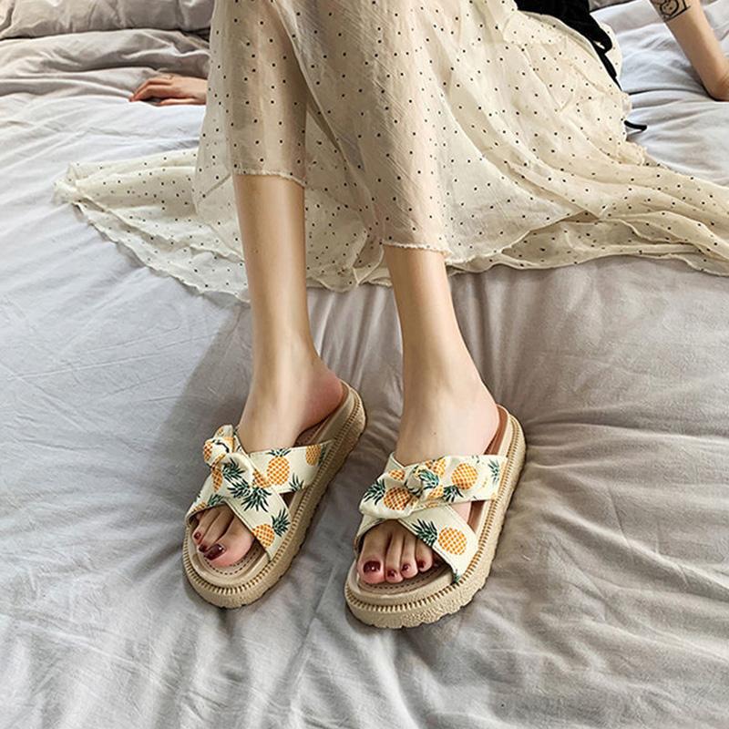 Women Open Toe Sandals and Slippers Women's Summer  Thick-soled Beach Shoes Seaside