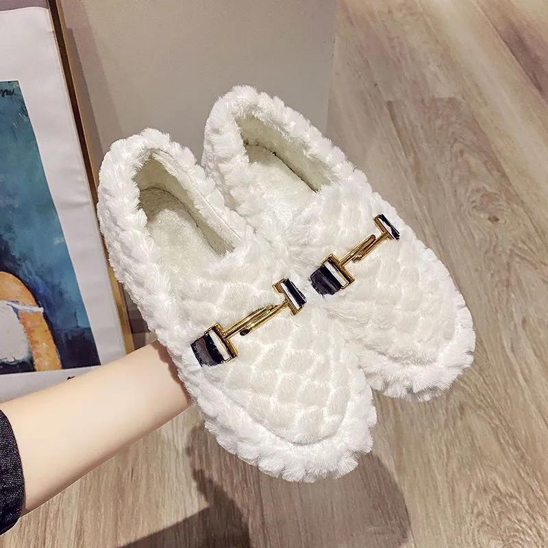 Autumn and Winter Women's Plush Shoes  Plus Velvet Cotton Shoes Short Plush Ankle Boots