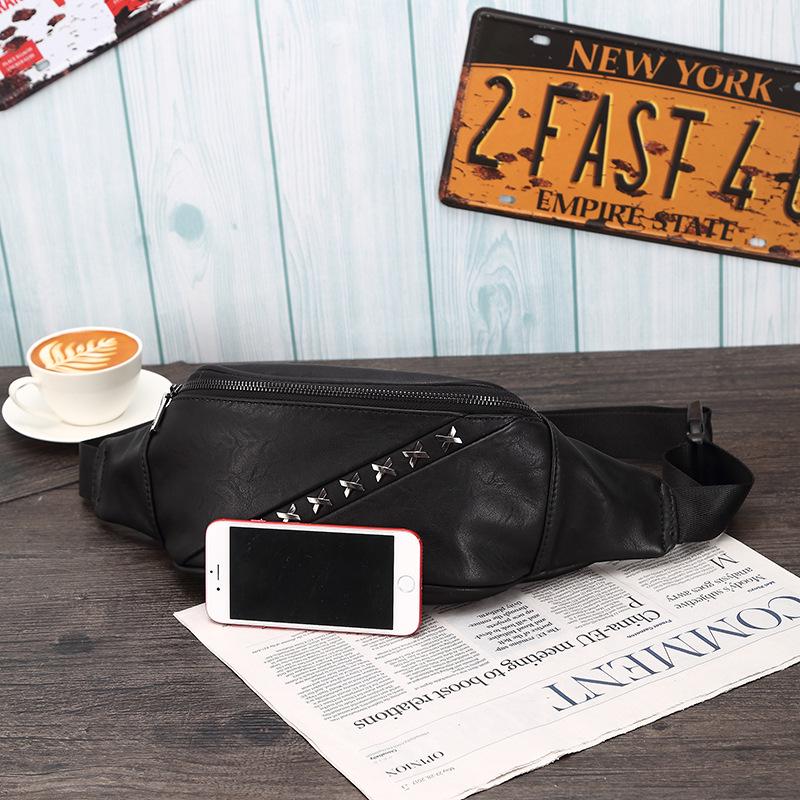 Hip Hop Pocket Men and Women Waterproof Rivet Messenger Bag Outdoor Sports Shoulder Bag