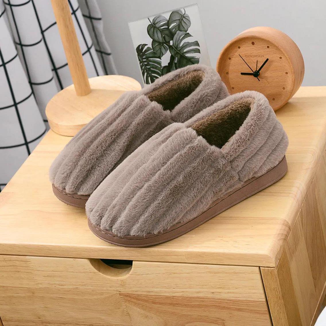 Women's Autumn and Winter Cotton Slippers Thick Bottom Warm Plush Cotton Shoes Couples Lover's Home Anti-Slip Slippers