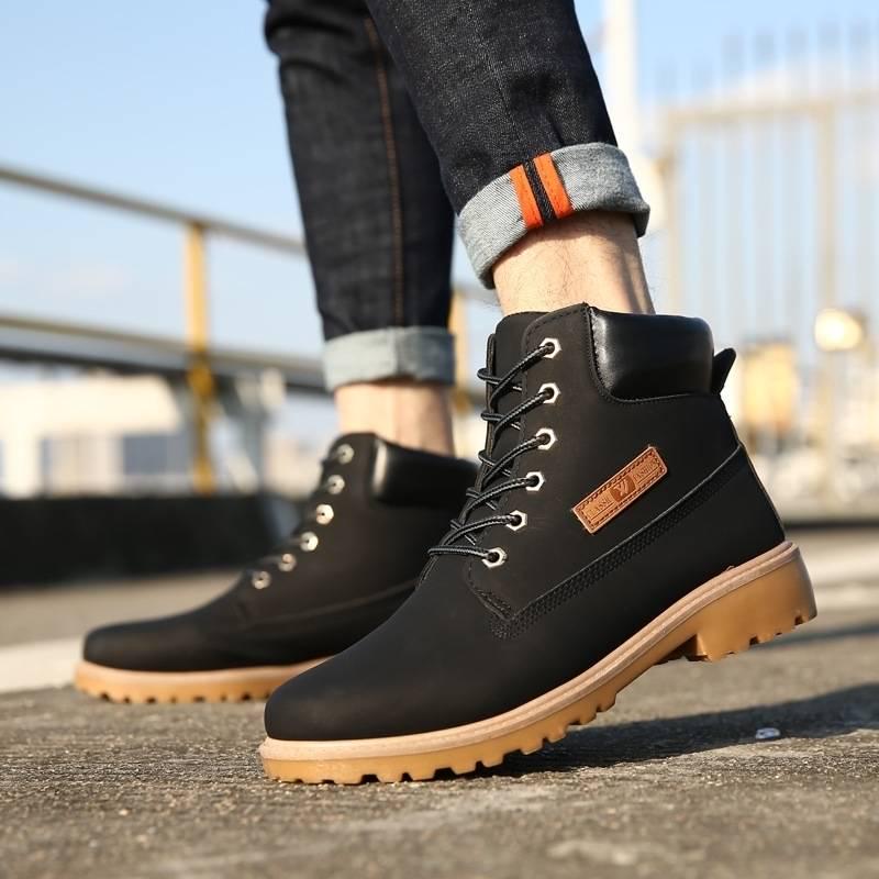 Fashion Men's Martin Boots Motorcycle Ankle Boots for Man Winter High Cut Tooling Shoes Booties Male