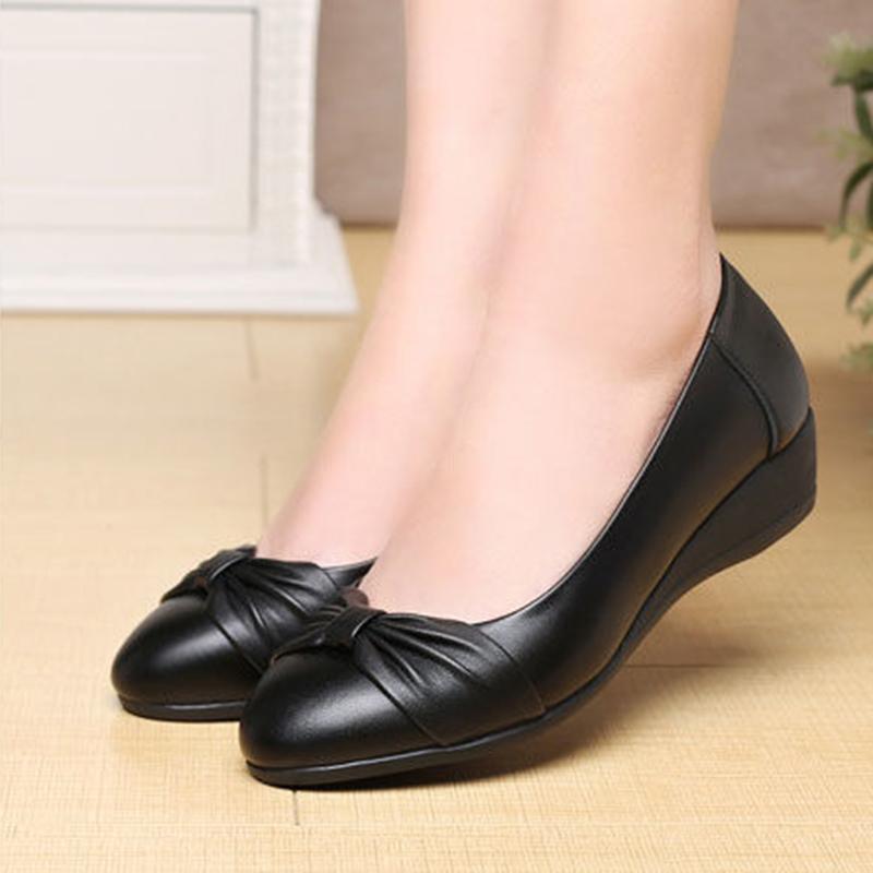 Mom's Shoes Women's Shoes Soft-soled Women's Comfortable Spring and Autumn Soft Leather Work Shoes Leather Shoes Middle-aged and Elderly