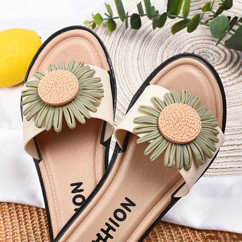 Slippers Women Summer Sweet and Cute Non-slip Soft Bottom Bath Bathroom Sandals and Slippers Indoor and Outdoor Wear Ladies Flat Sandals