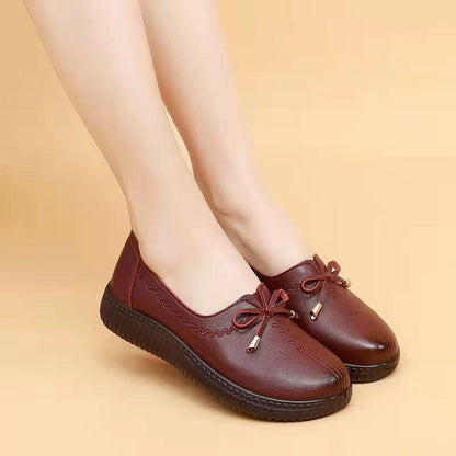 Mother's Shoes Soft-soled Leather Shoes Spring and Autumn Leather Comfortable Women's Single Shoes Non-slip Casual Shoes Ladies Flat Shoes