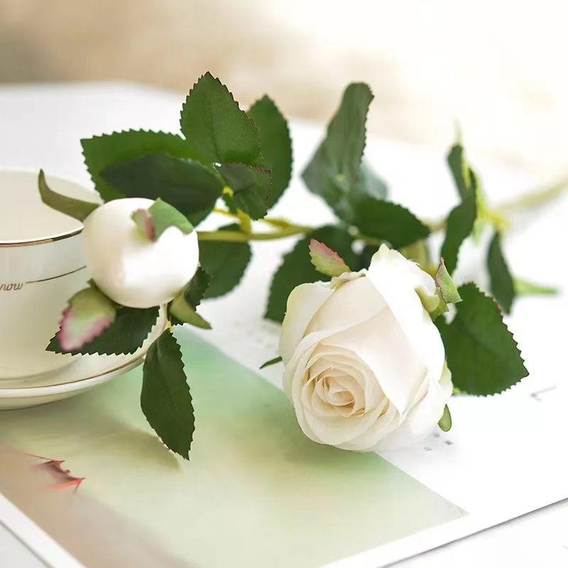 Bulgarian Rose Simulation Bouquet Fake Flower Decoration European Plastic Flower Decoration Silk Flower Living Room Table Decoration