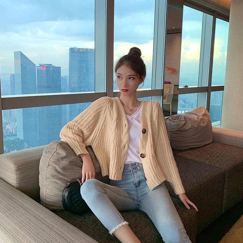 Autumn and Winter Thick Cardigan Jacket Long-sleeved V-neck Loose Sweater Knitted All-match Female Jacket