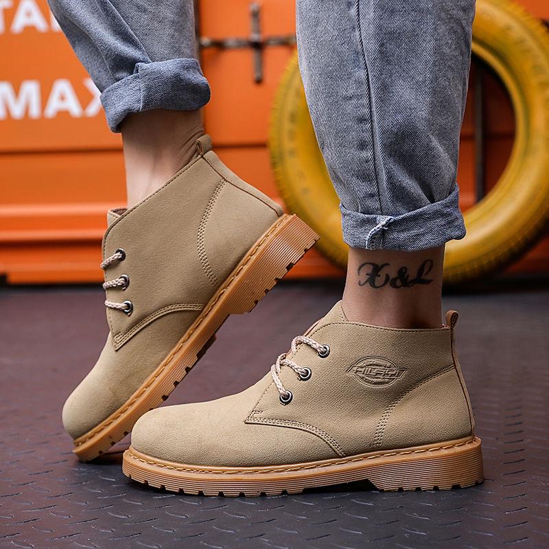 Men Boots Anti-Skidding Leather Shoes Men Autumn Winter Men Shoes Short Snow Boots Durable Outsole