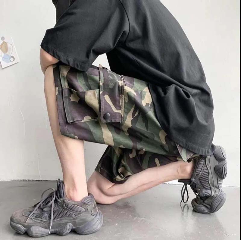 Summer Casual Camouflage Shorts Men's Straight Loose and Versatile Beach Five-point Pants