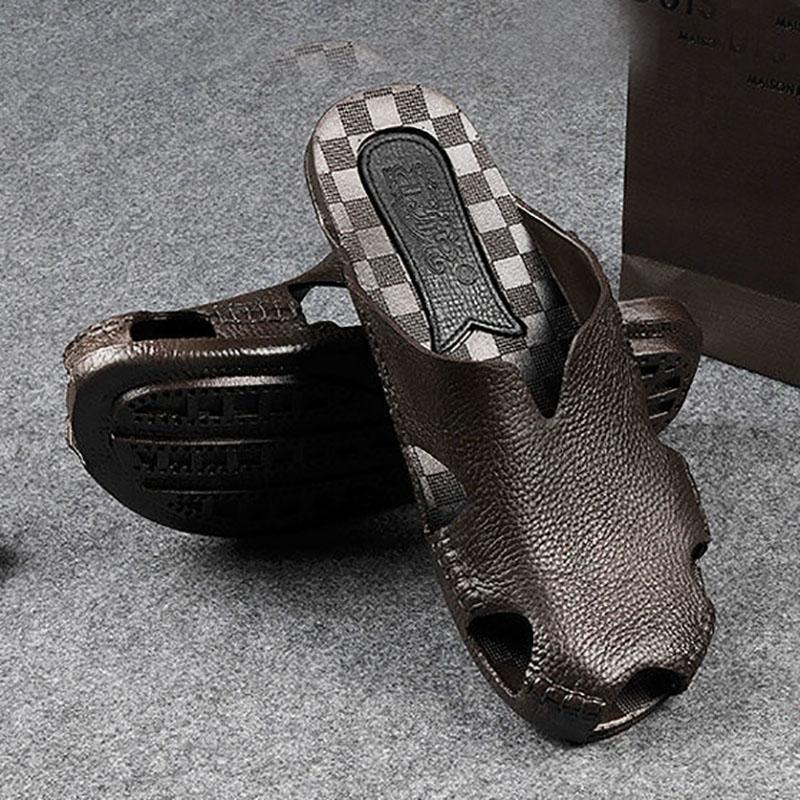 Summer Hole Shoes Men's Korean Soft-soled Fashion Slippers Non-slip Outer Wear Sandals Casual Beach Shoes Baotou Sandals