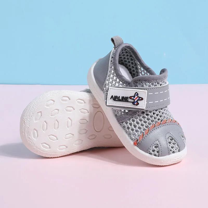 Children's Shoes In Spring and Summer Boys and Girls Sports Shoes Breathable Soft Sole Antiskid Casual Light Shoes