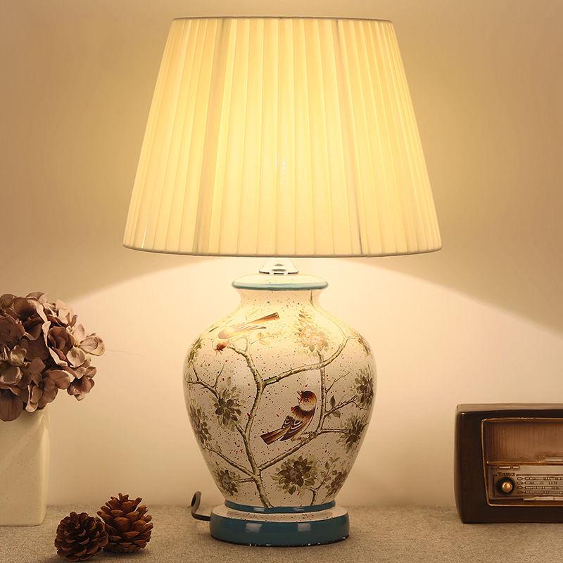 Table Lamp American Style for Living Room Ceramic Lamp Bedroom Bedside Lamp Decorated Led Lamps