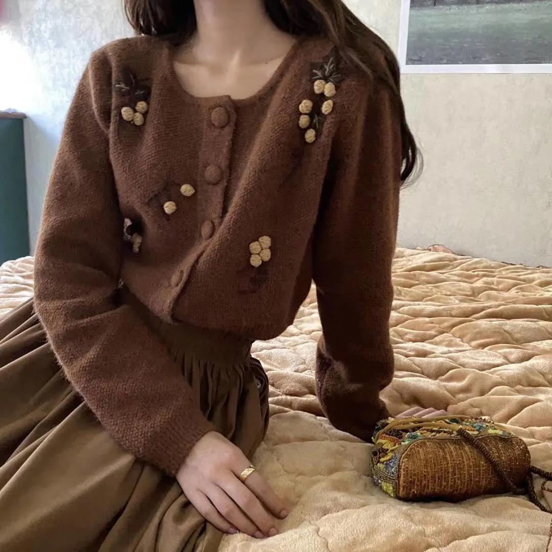 Sweater Coat Women's Trendy Ins Flower Embroidery Cardigan Small Fragrance Outside Korean Knitted Sweater Autumn and Winter Tops