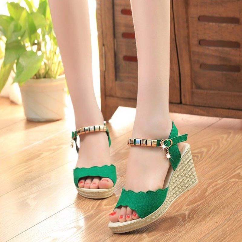 Student Slope-heel Sandals, Women's Thick-soled, Vacation Summer, All-match Muffin Cake, High-heeled Women's Shoes